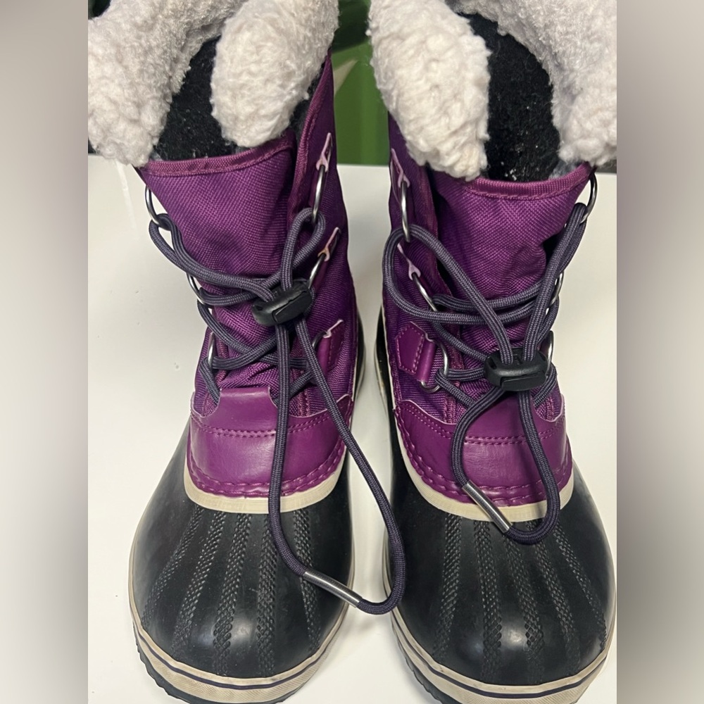 Kids sorels
